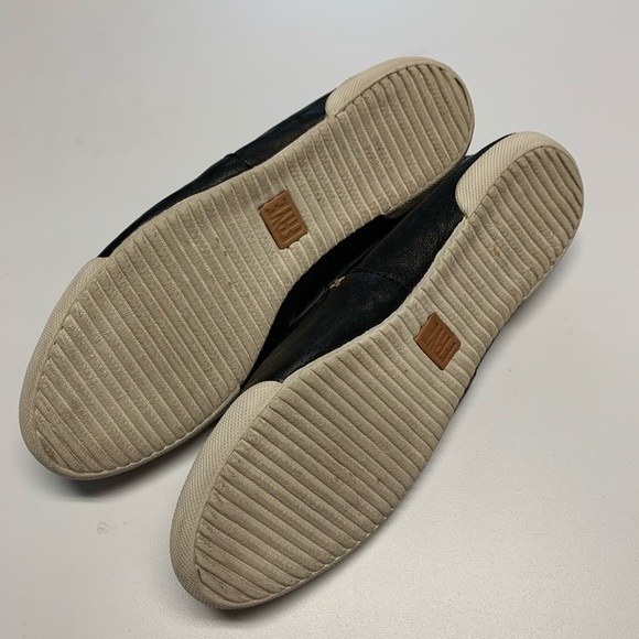 Frye Melanie Slip-On Sneaker (Black) - Picture 5 of 16